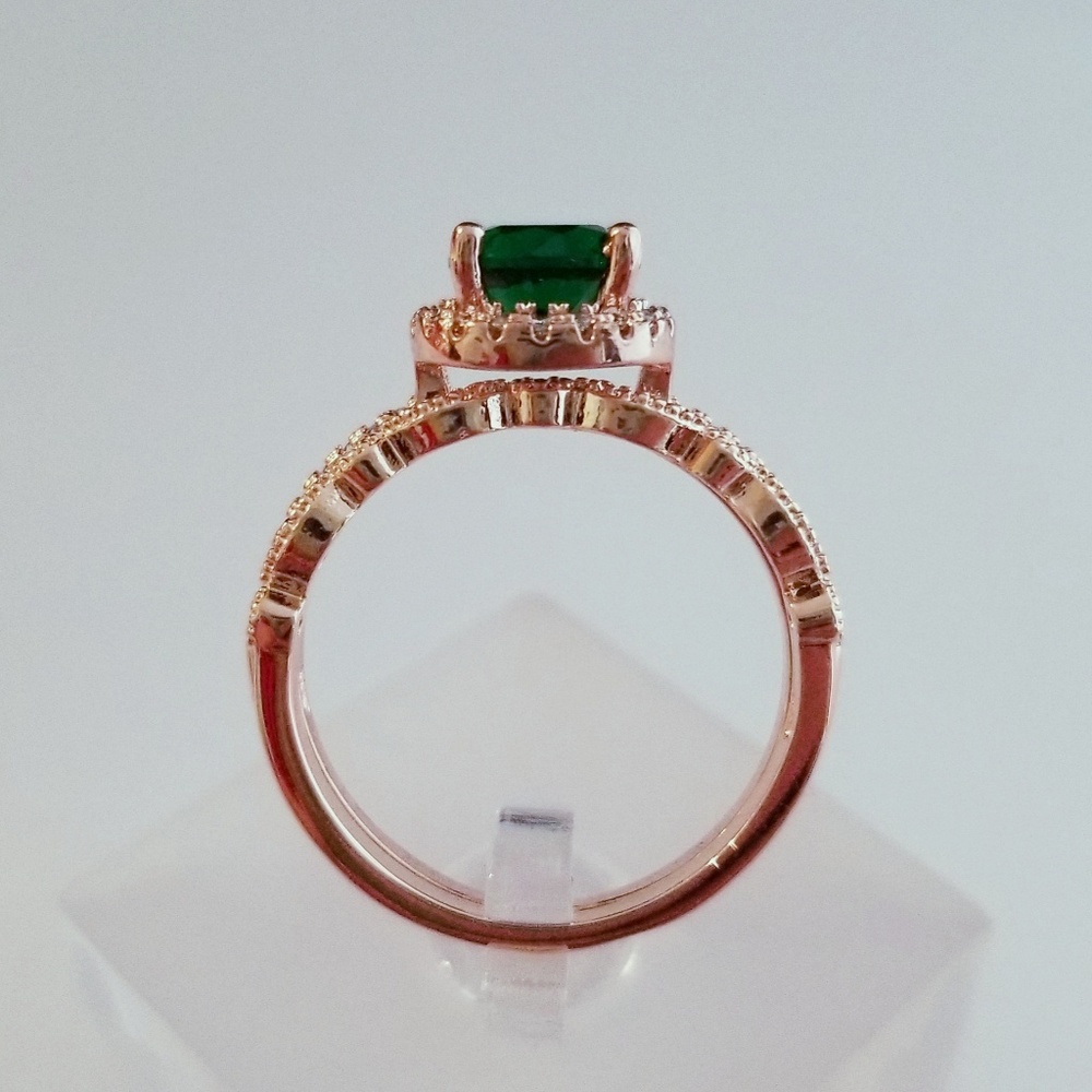 *only size 6 left!* Green and Rose Gold Ring Set - Picture 5 of 8